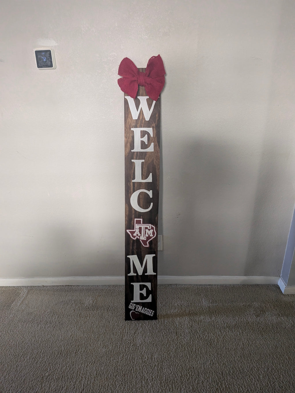 Texas A&M Aggies Welcome Porch Leaner Sign with Burlap Bow