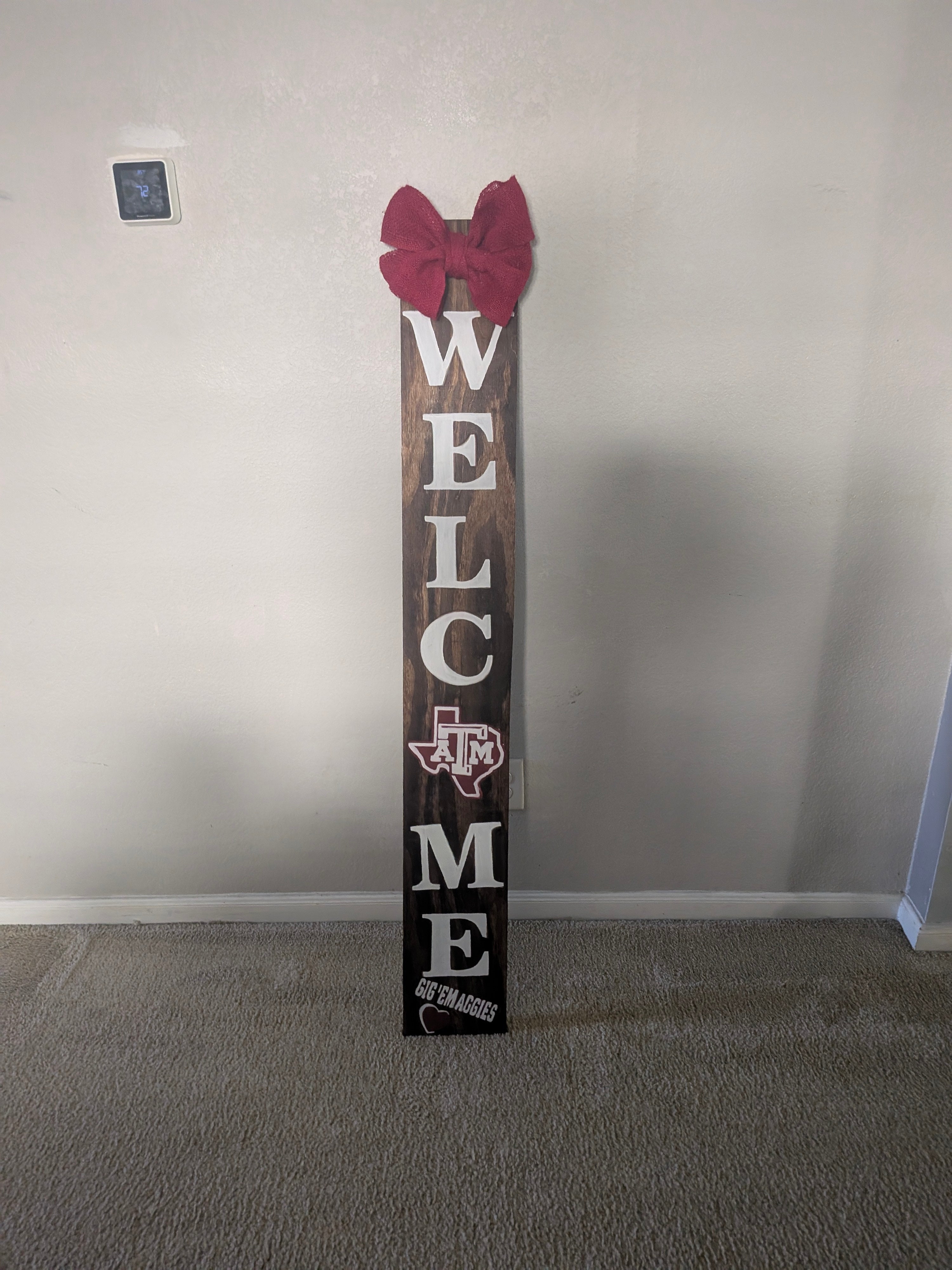 Texas A&M Aggies Welcome Porch Leaner Sign with Burlap Bow