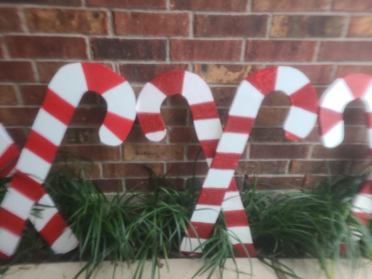 Painted Wooden Christmas Candy Cane – Outdoor Yard Decoration