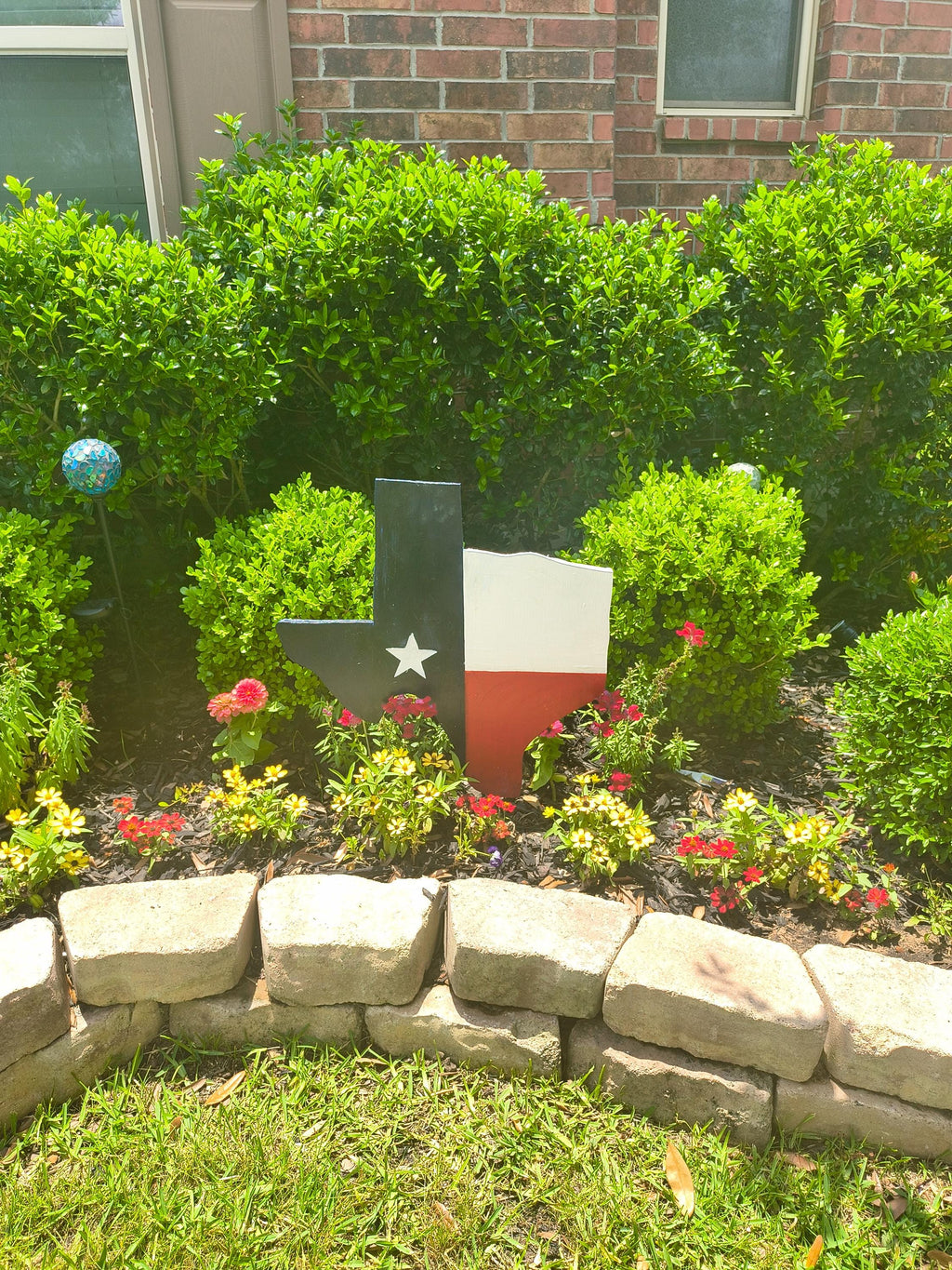 Texas Flag Wooden Yard Art: Large Texas Cutout with Stake