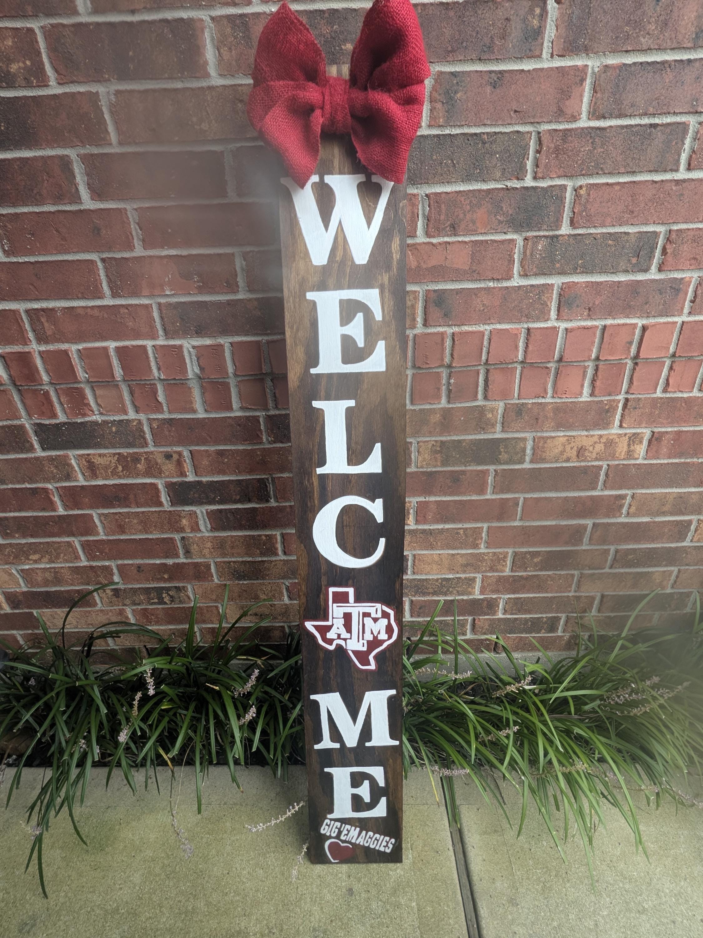 Texas A&M Welcome Sign: Burgundy Aggie Porch Leaner
